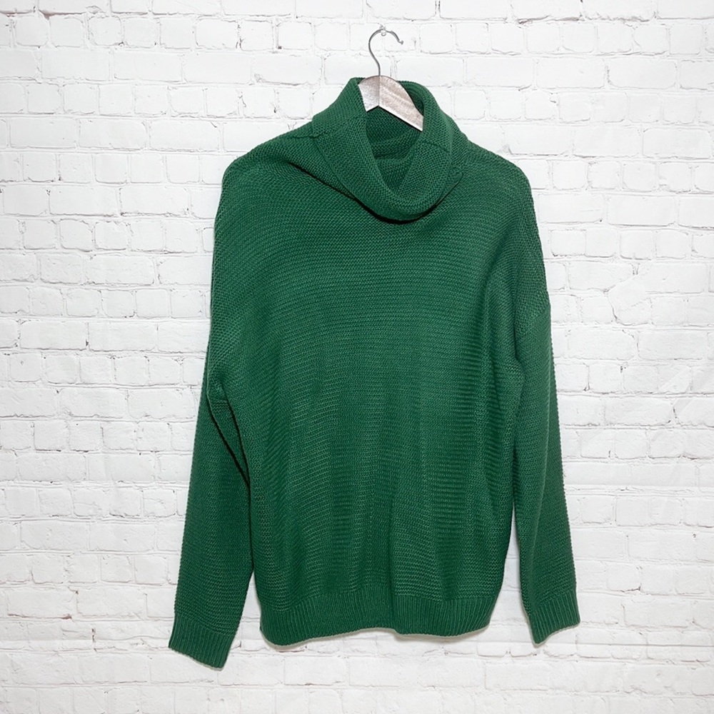 ROLAND Green Sweater